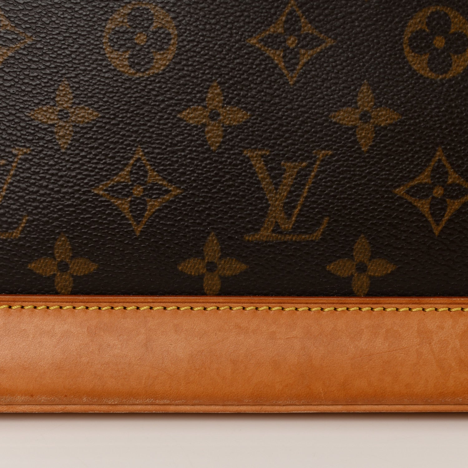 Louis Vuitton Monogram Alma PM 11 of 16