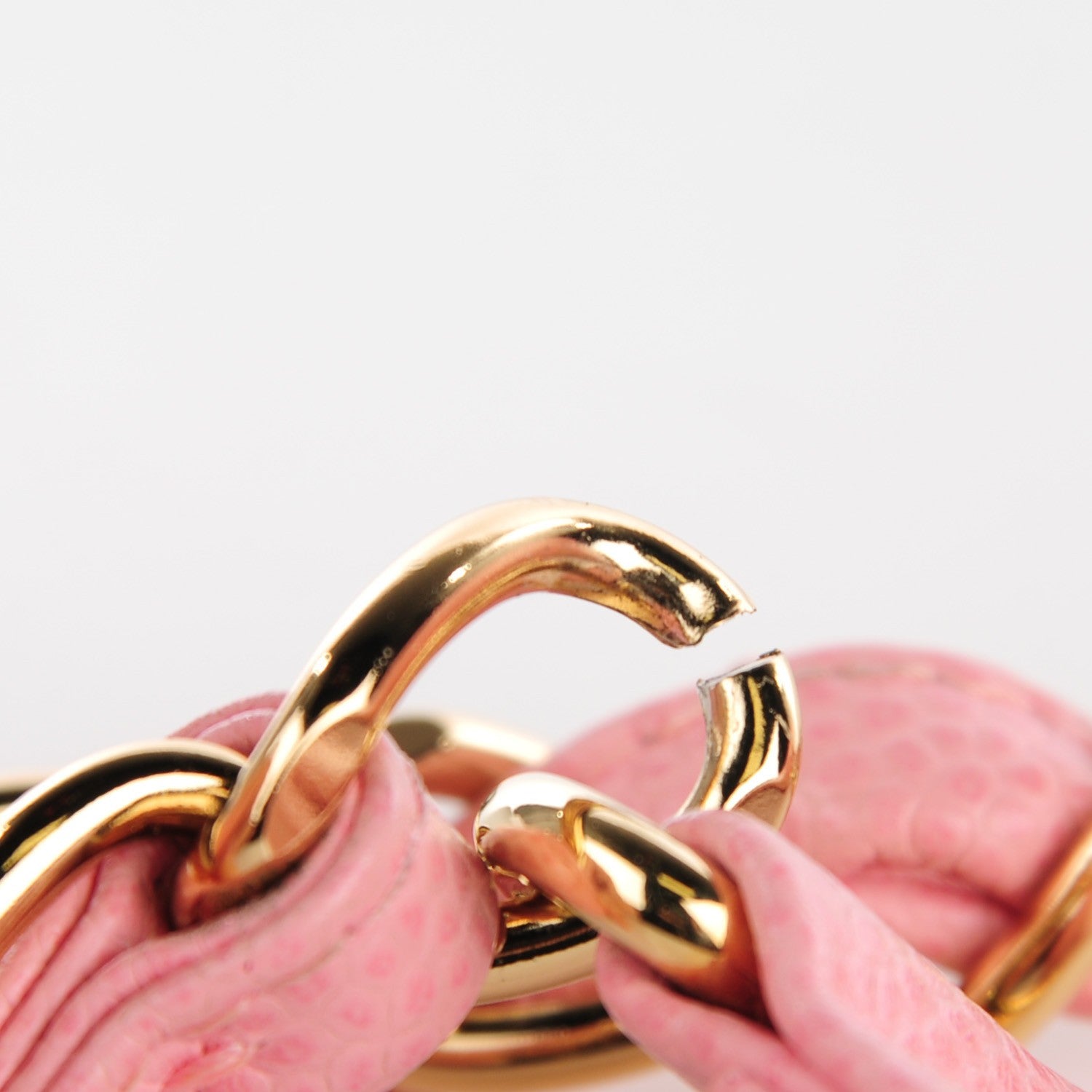 Chanel Caviar Quilted Pochette Pink 8 of 8