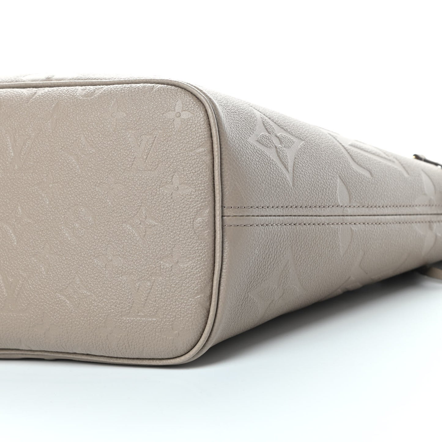Empreinte Monogram Giant Neverfull MM Tourterelle