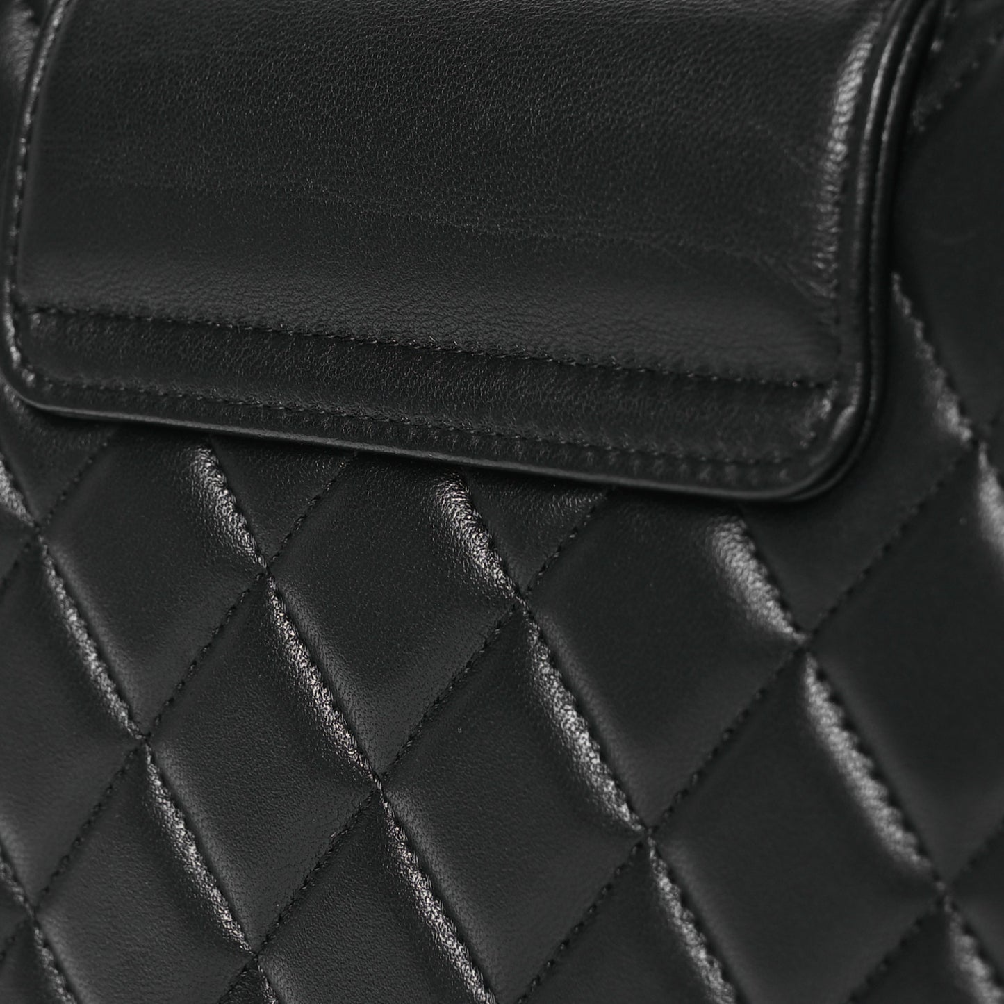 Lambskin Quilted CC Pouch Wristlet Black