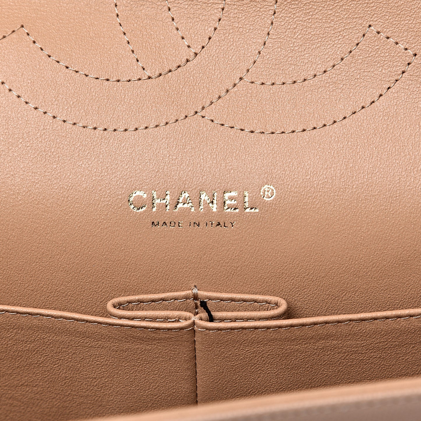 Caviar Quilted Jumbo Double Flap Beige Clair