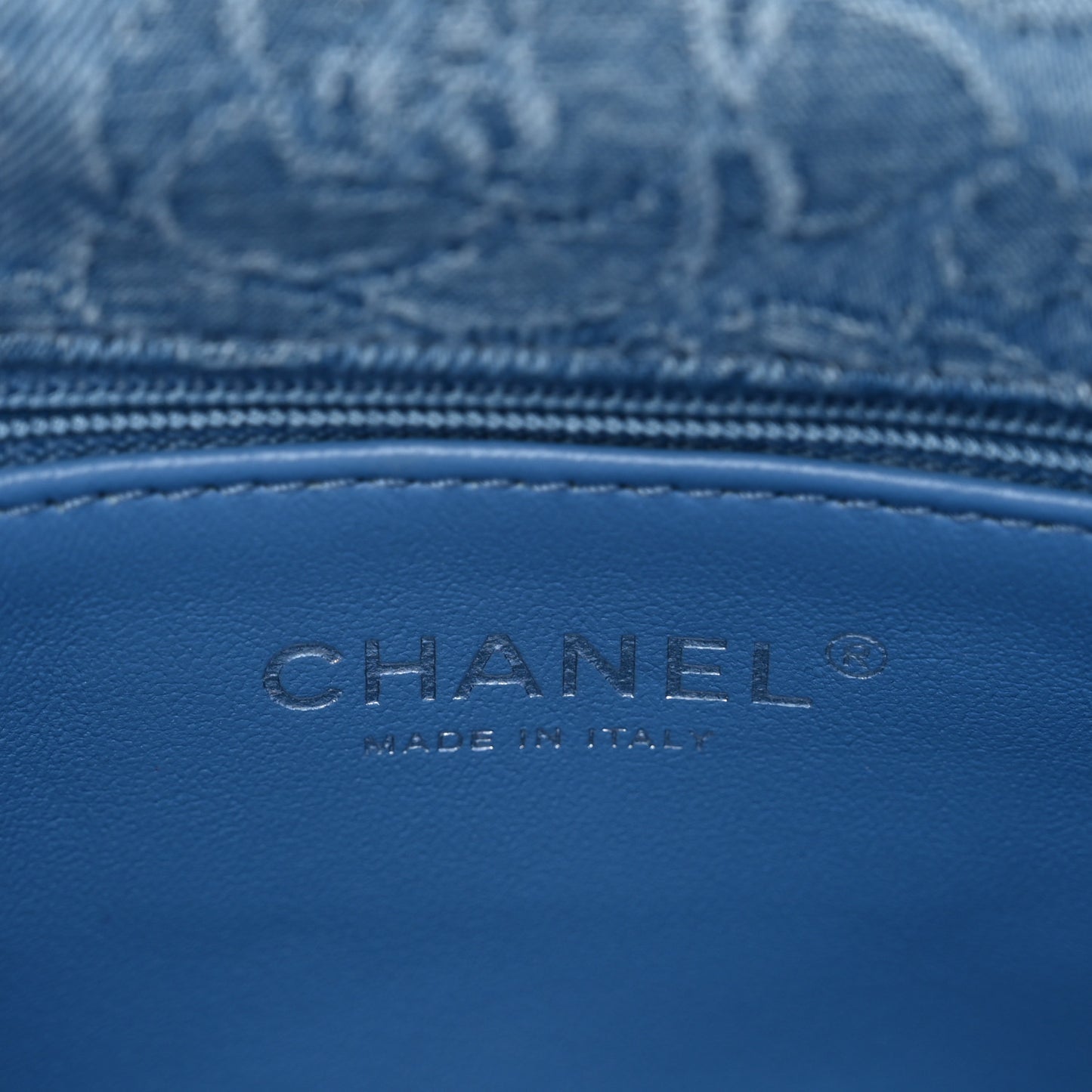 Denim Quilted Medium Camellia Sweetheart Flap Blue
