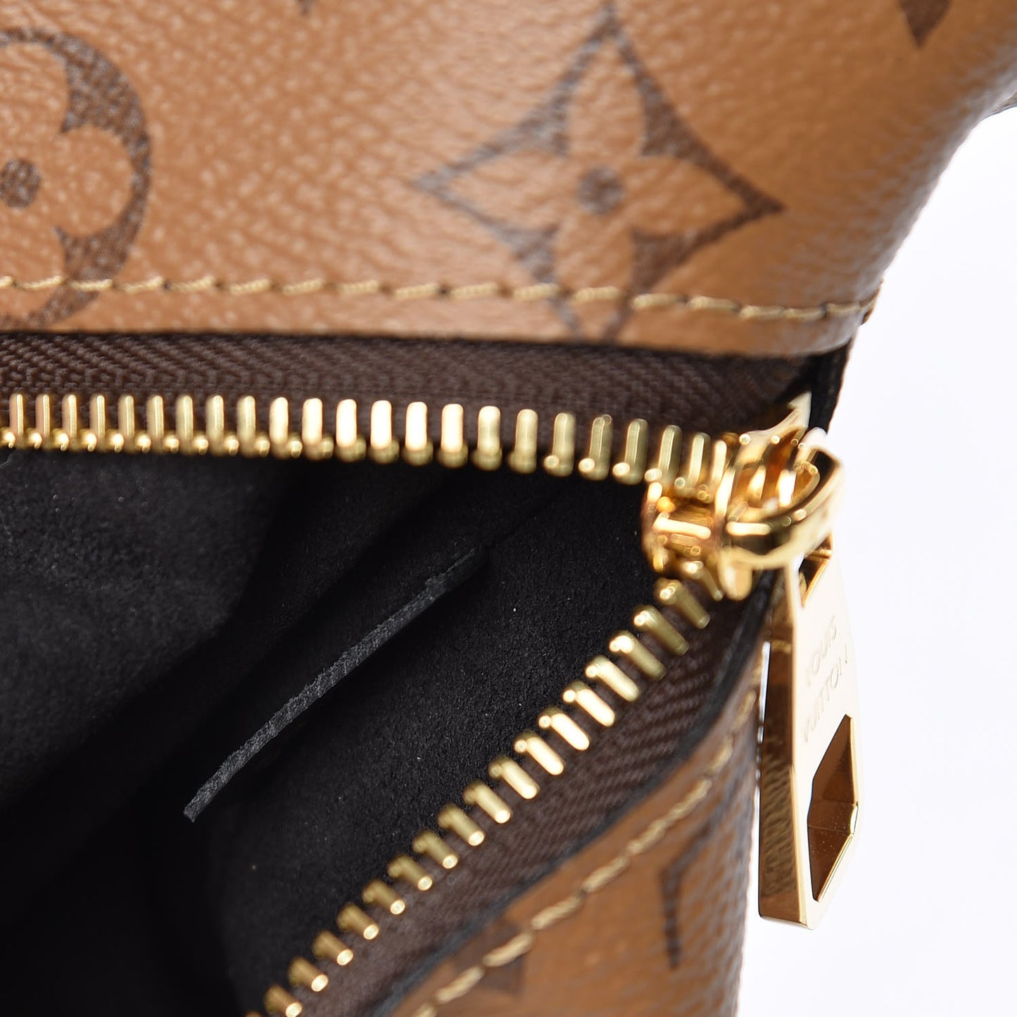 Reverse Monogram Pochette Metis