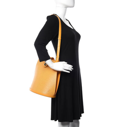 Louis Vuitton Epi Cluny Tassil 2 of 9