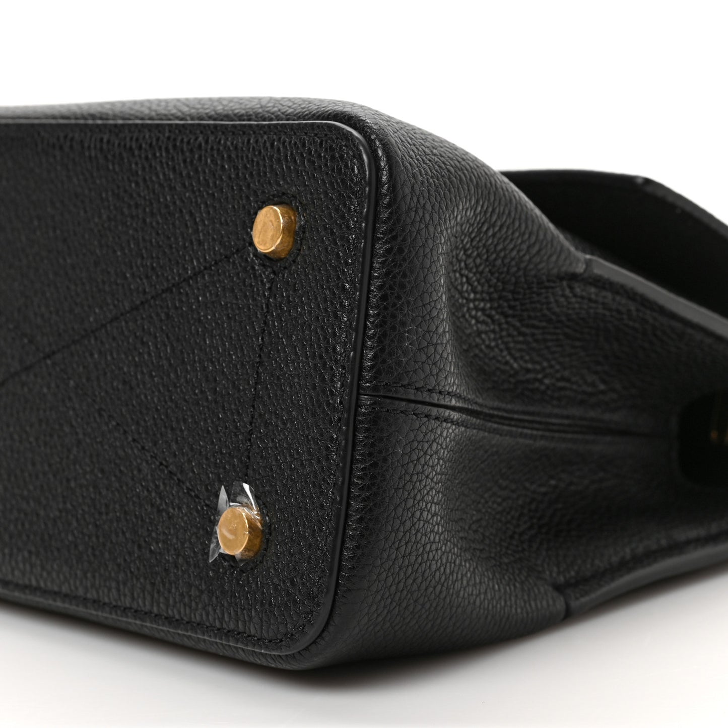 Small Classic Grain Calfskin Mini Seaton Black
