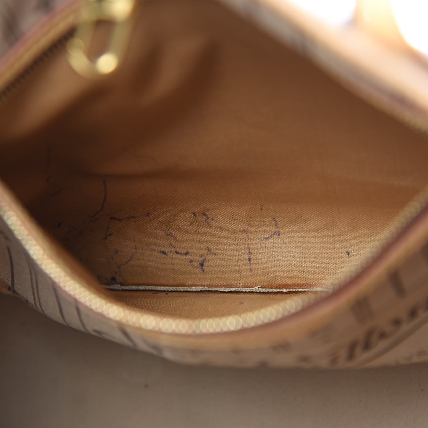 Louis Vuitton Monogram Neverfull MM 18 of 19