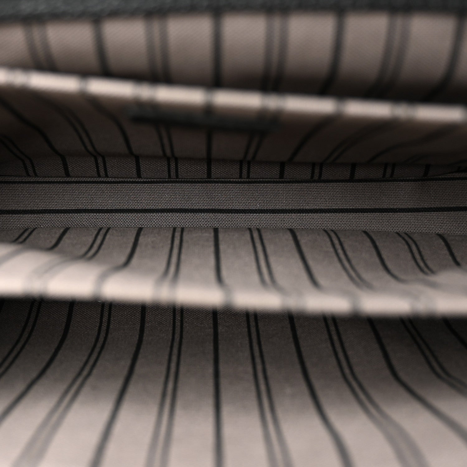 Louis Vuitton Empreinte Pochette Metis Black 5 of 9