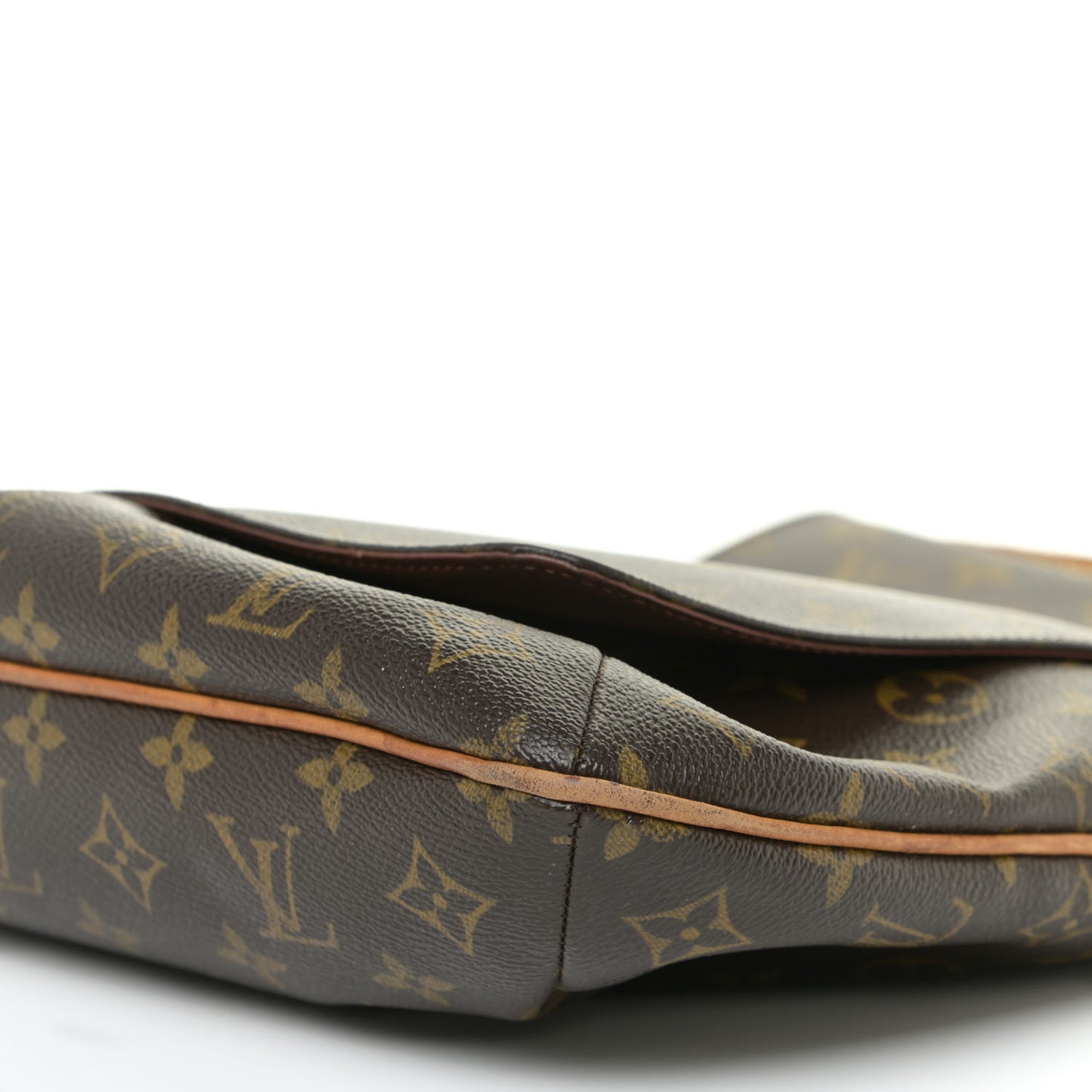 Monogram Musette GM