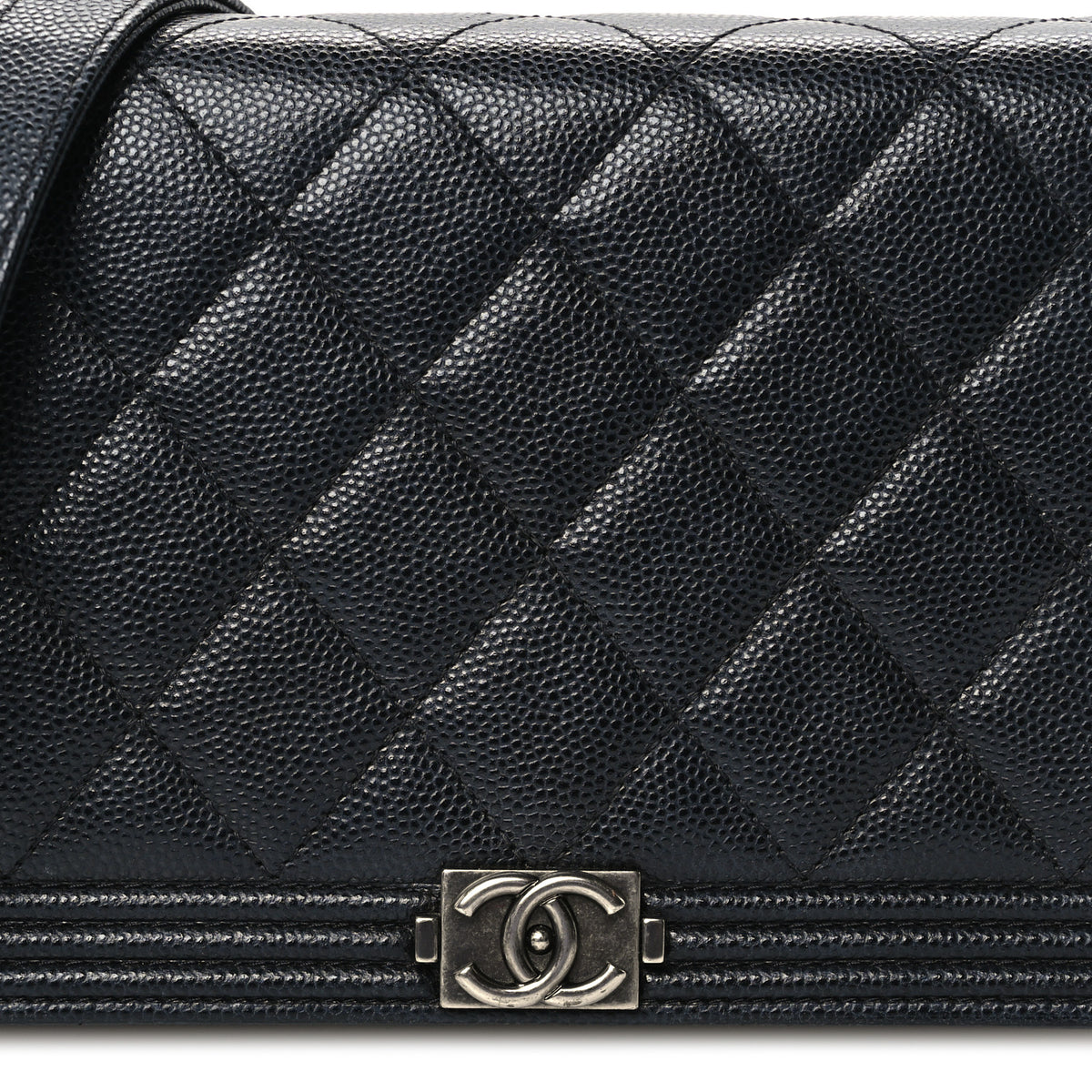 Caviar Quilted Boy Wallet On Chain WOC Black
