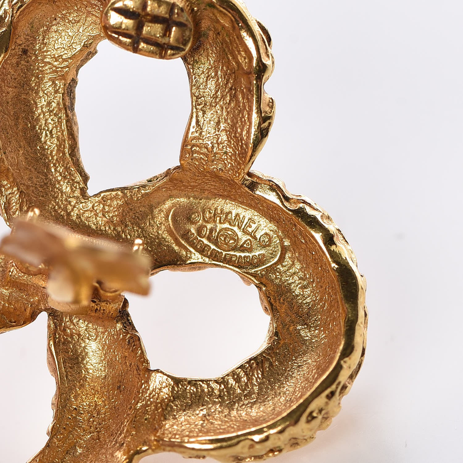 Chanel Flower CC Clip On Earrings Gold 3 of 4