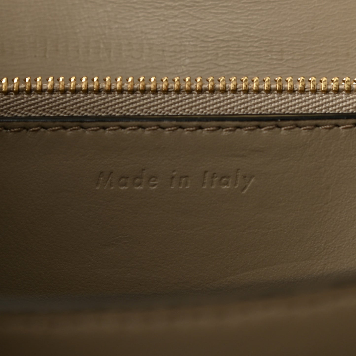 Spazzolato Calfskin Medium Classic Box Flap Bag Quartz