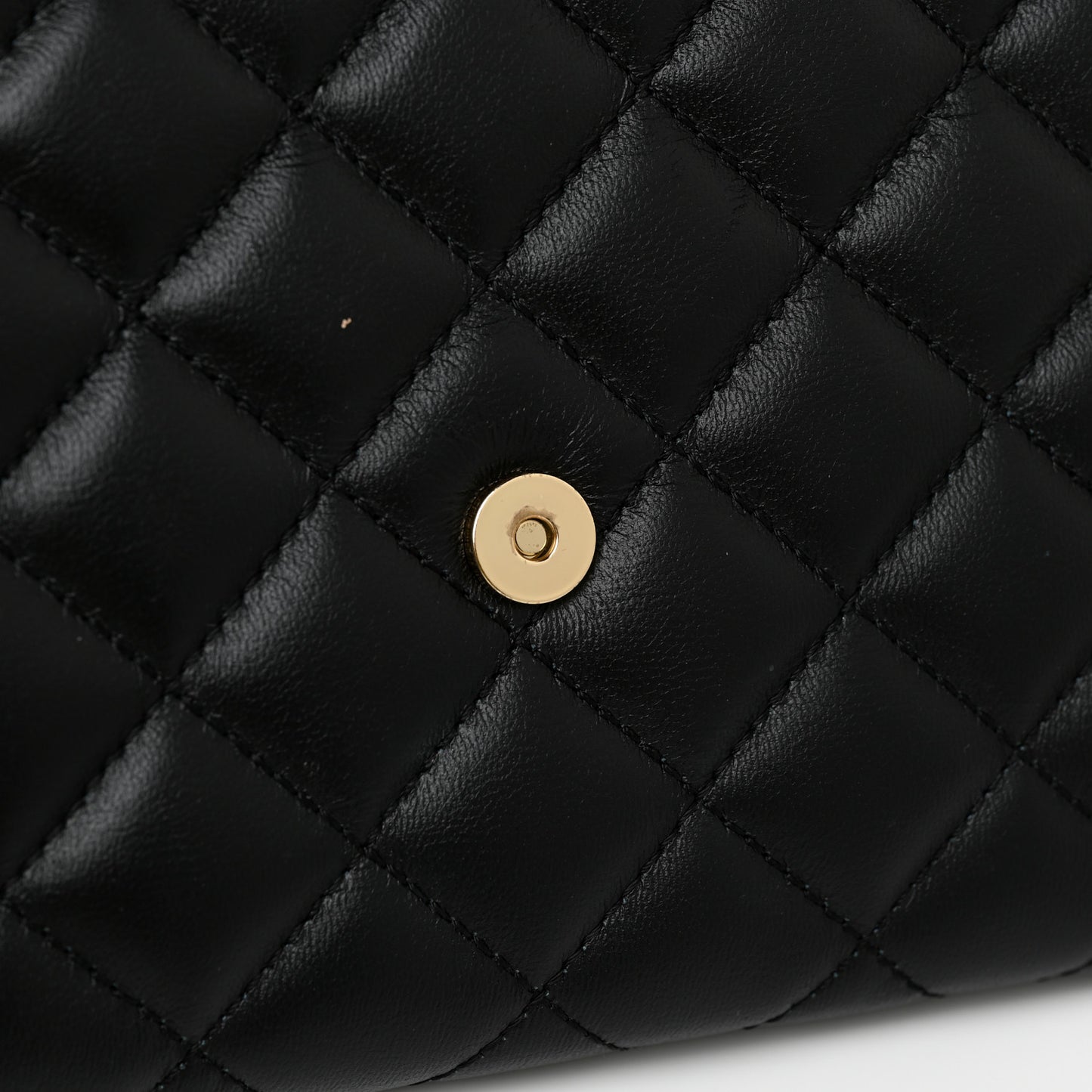 Lambskin Quilted Medusa Wallet On Chain Crossbody Black