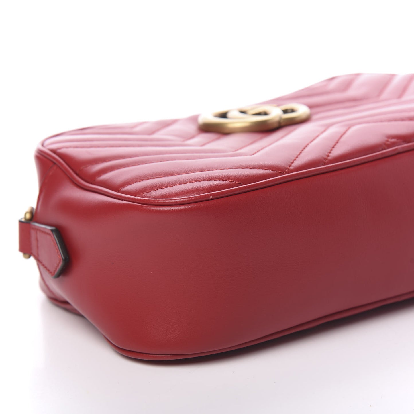 Calfskin Matelasse Small GG Marmont Chain Shoulder Bag Hibiscus Red