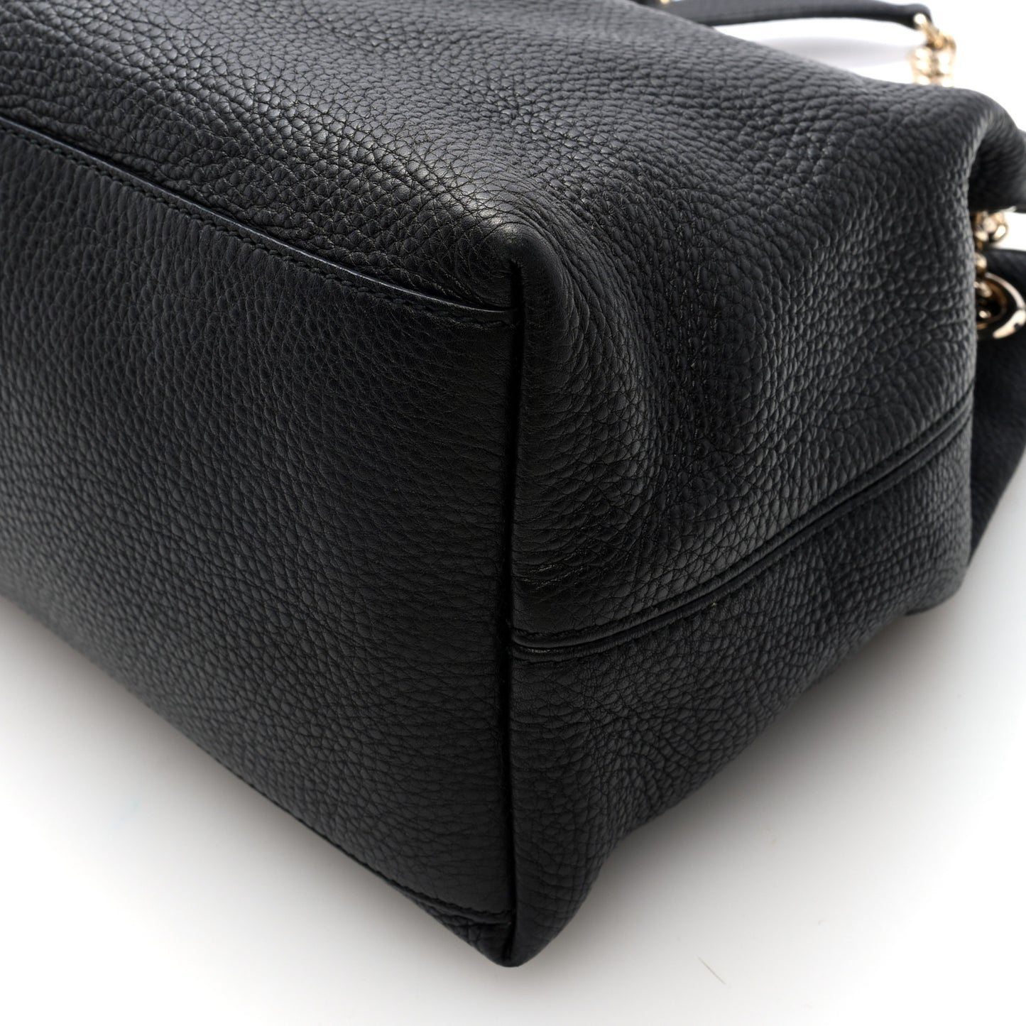Pebbled Calfskin Medium Soho Chain Shoulder Bag Black