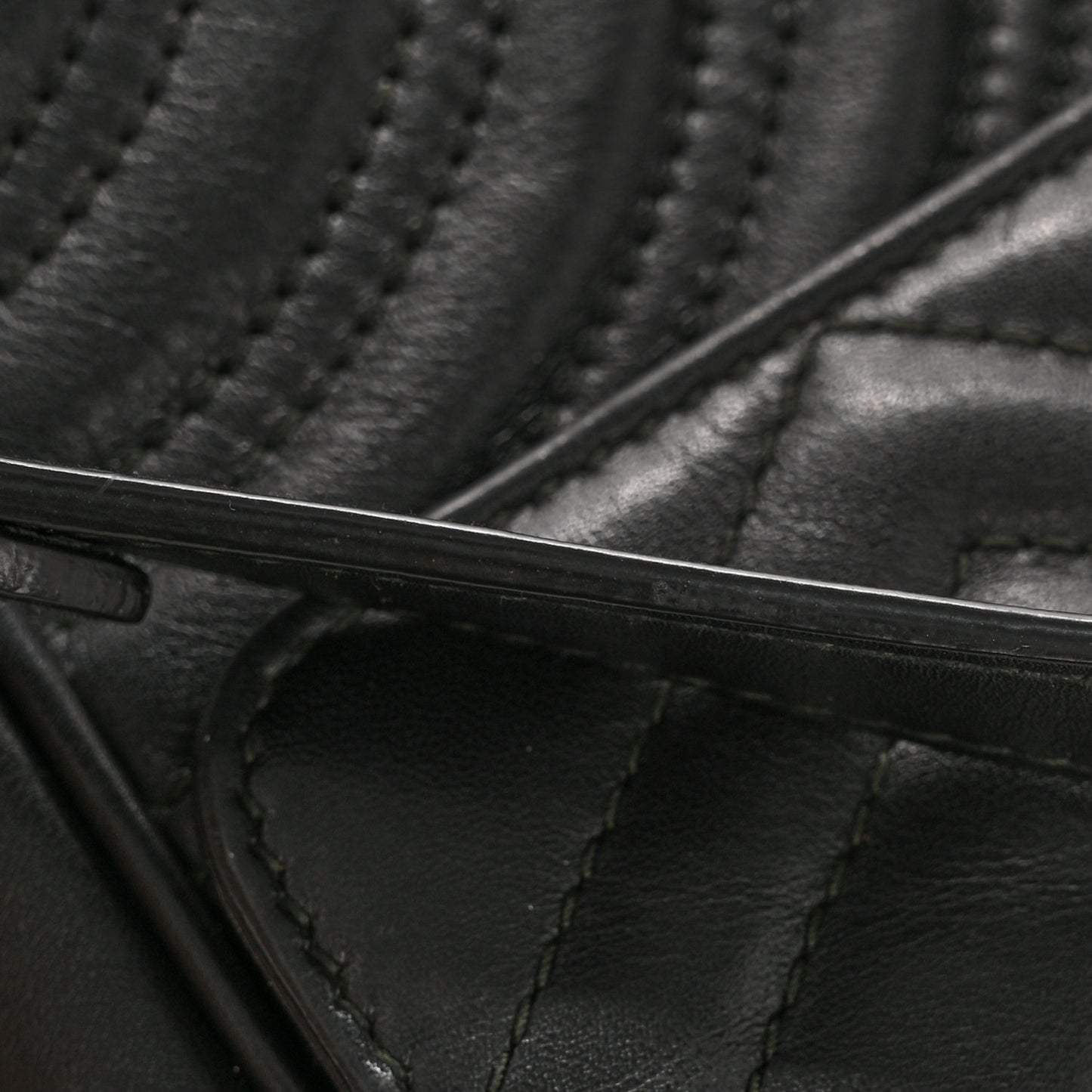 Calfskin Matelasse Mini GG Marmont Shoulder Bag Black