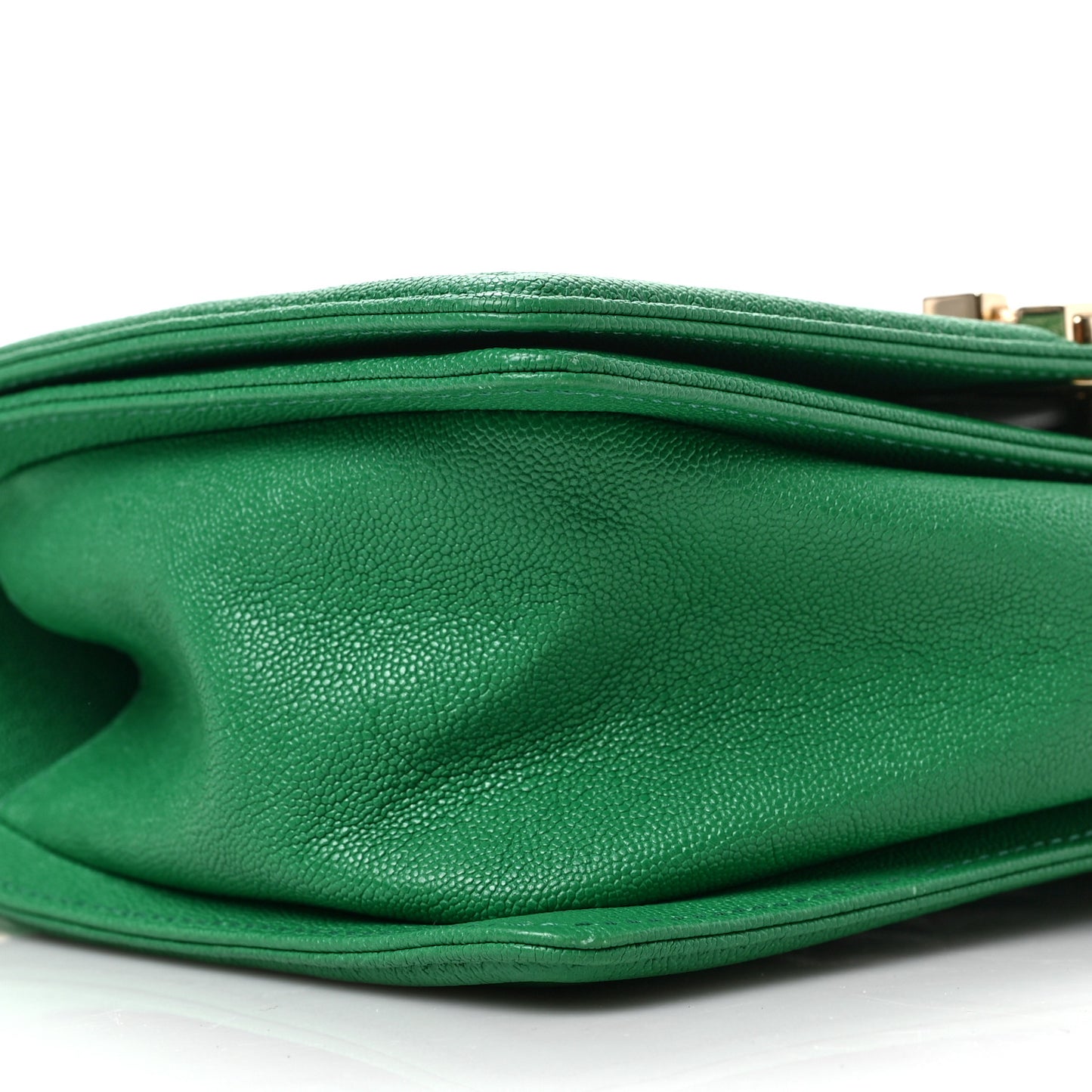 Caviar Quilted Medium Boy Flap Green