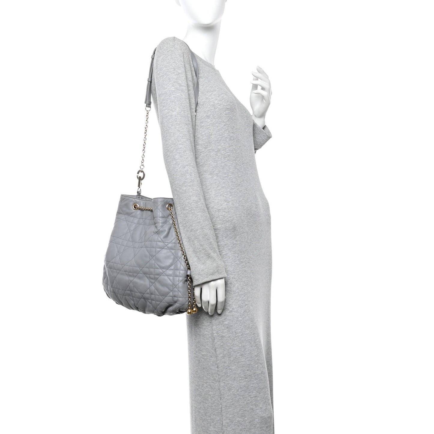 Lambskin Supple Macrocannage Ammi Bag Grey