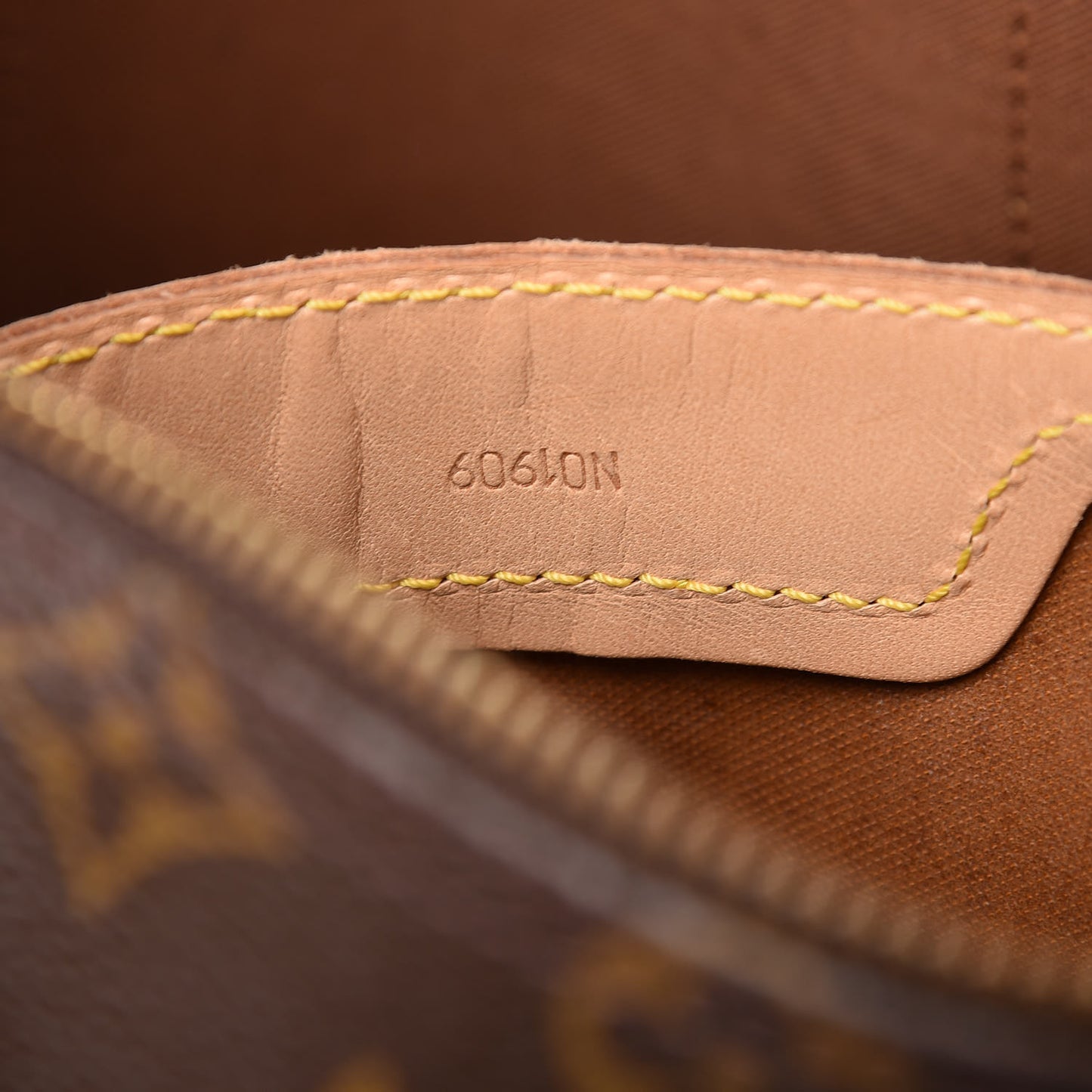 Monogram Sac Flanerie 45