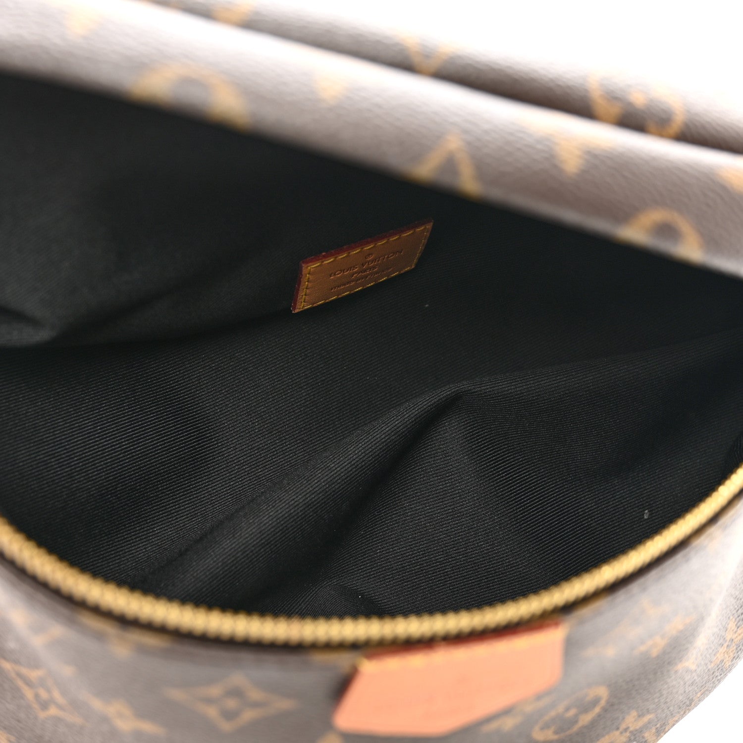 Louis Vuitton Monogram Bumbag 6 of 9