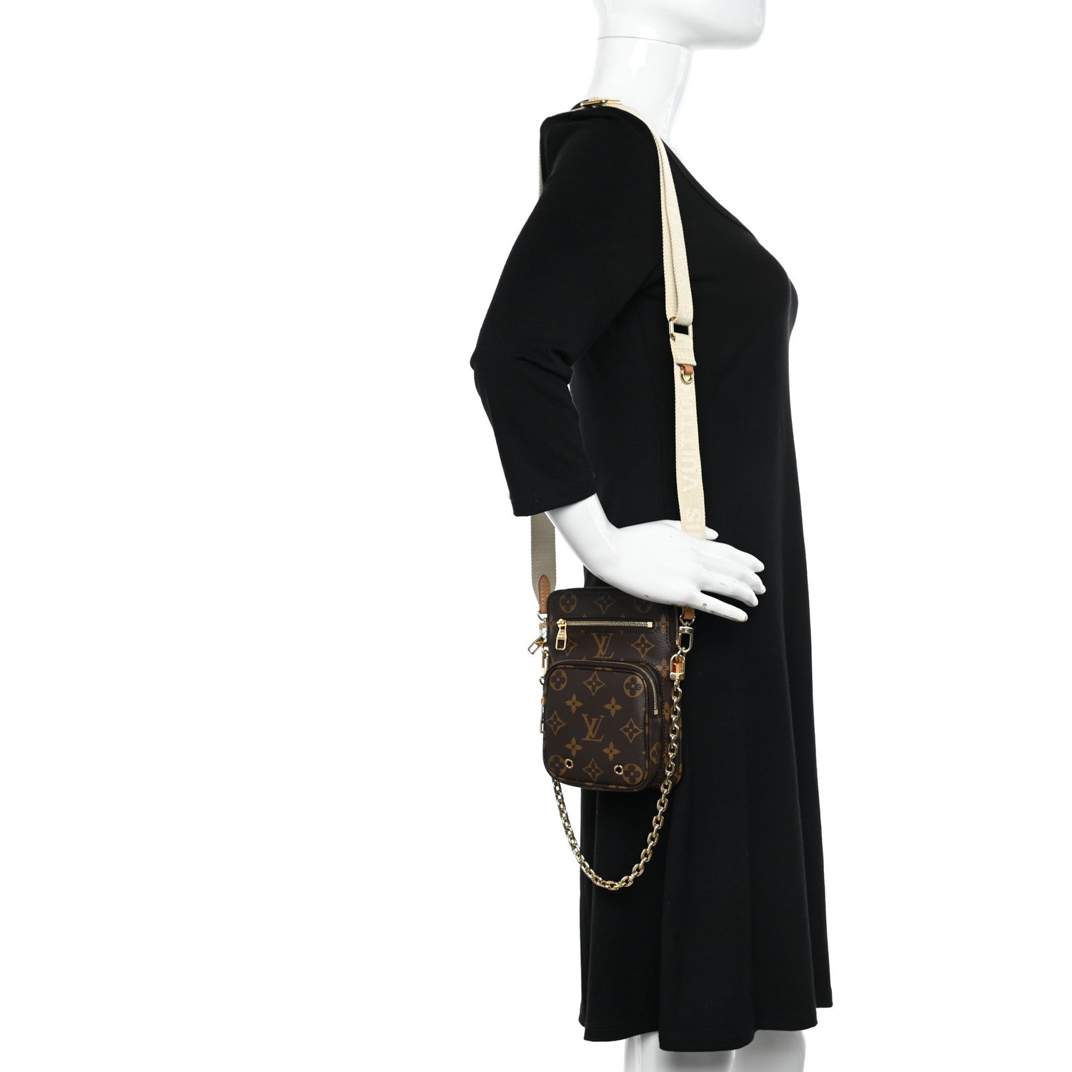 Louis Vuitton Monogram Utility Phone Sleeve 2 of 9