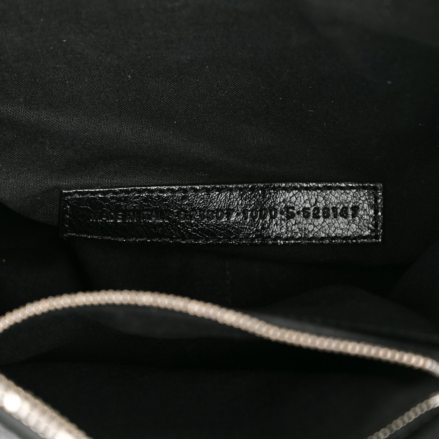 Agneau Arena Small Le Cagole Shoulder Bag Black