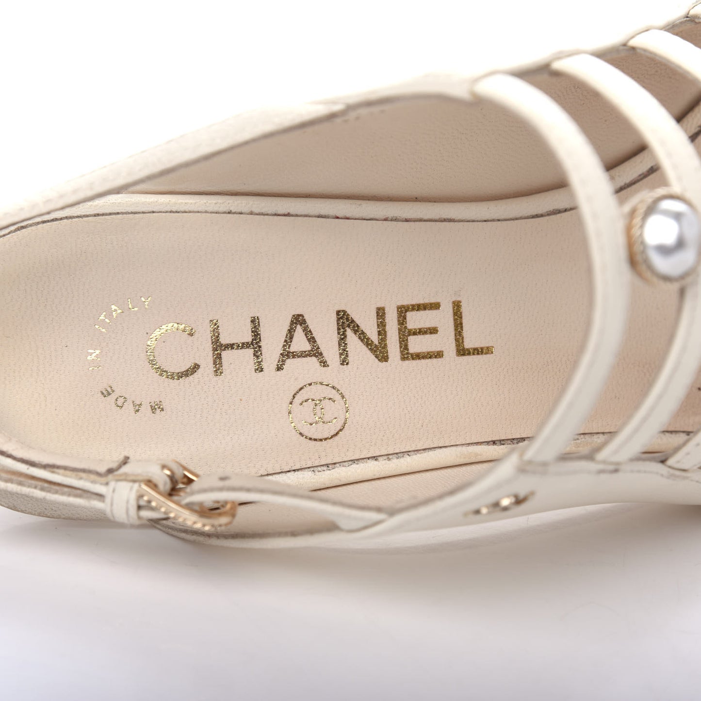 Lambskin Pearl Open Toe Caged Sandals 36 Ivory