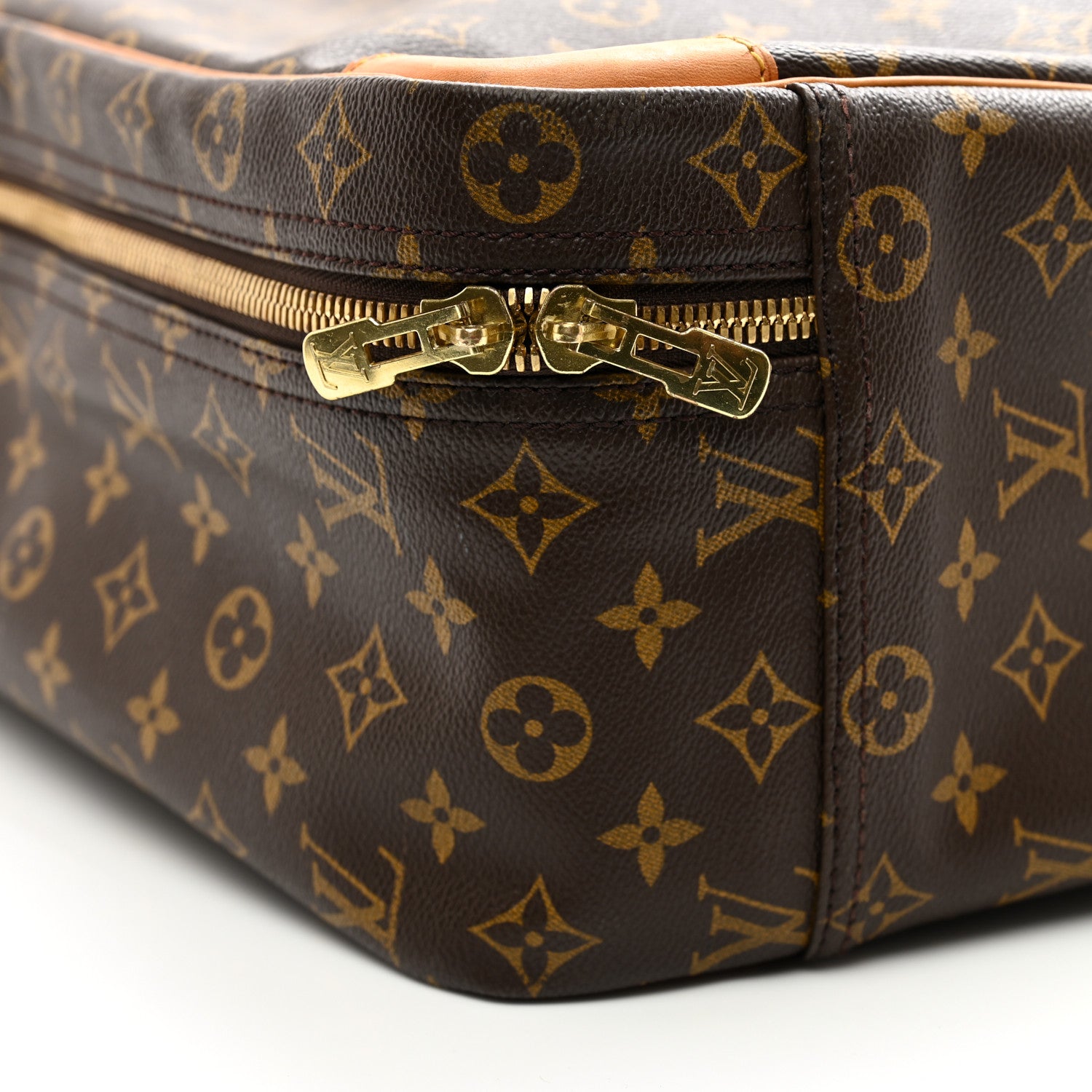 Louis Vuitton Monogram Sirius 55 8 of 12