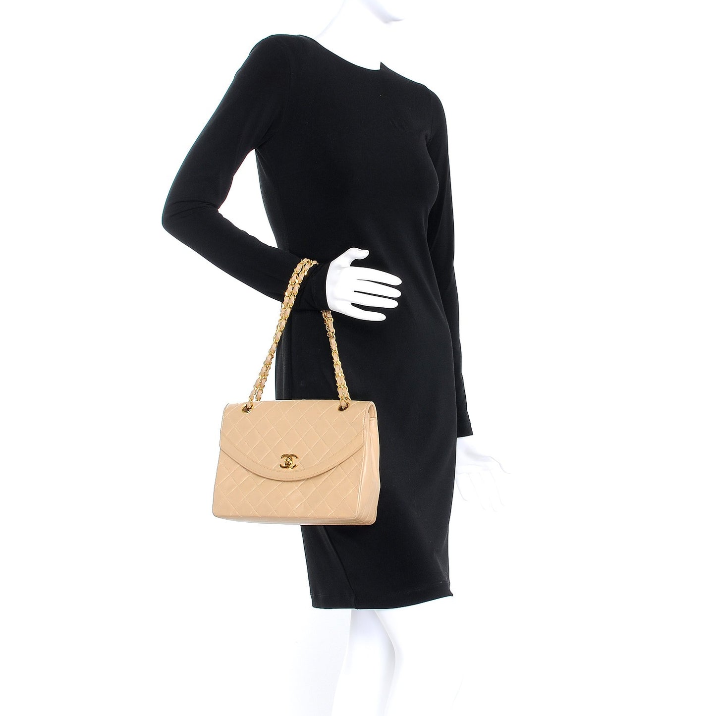Lambskin Quilted Medium Single Flap Beige