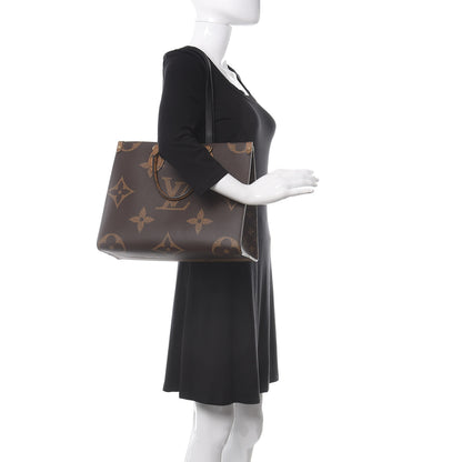 Louis Vuitton Reverse Monogram Giant Onthego MM 4 of 10