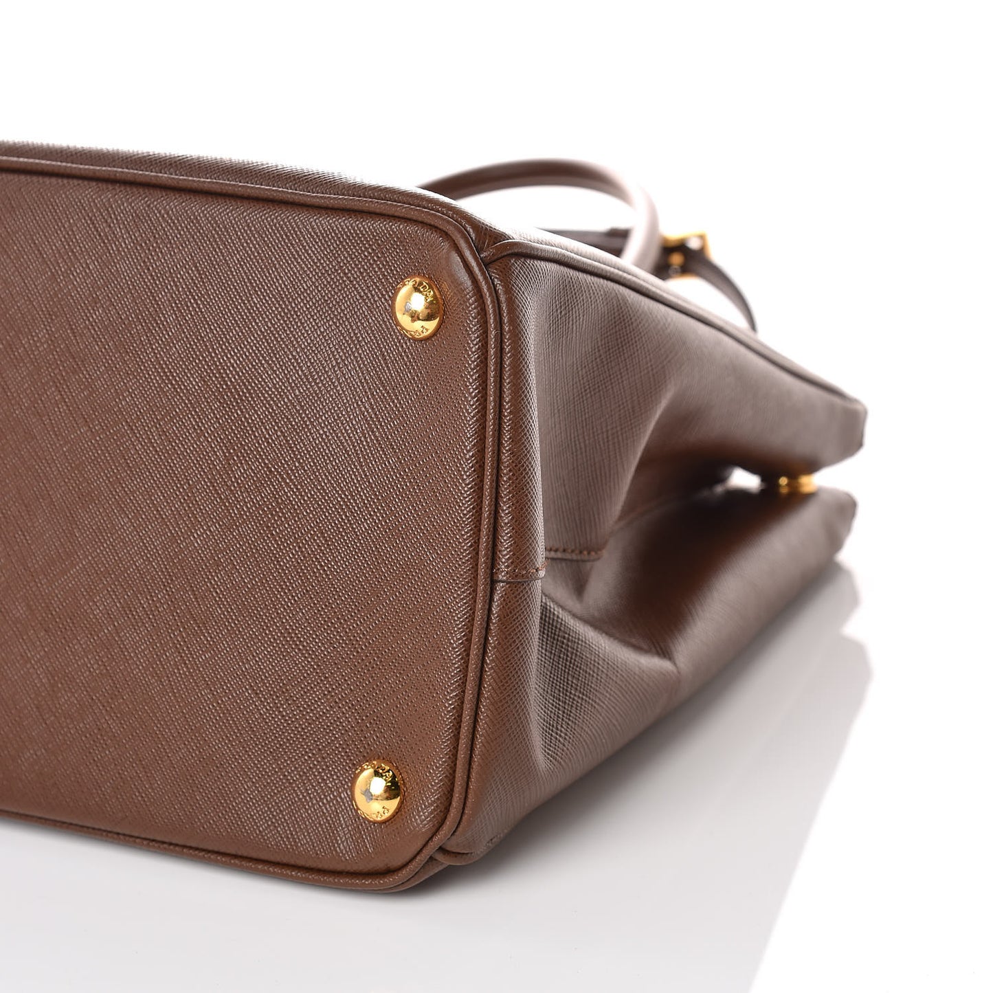 Saffiano Medium Galleria Double Zip Tote Cacao