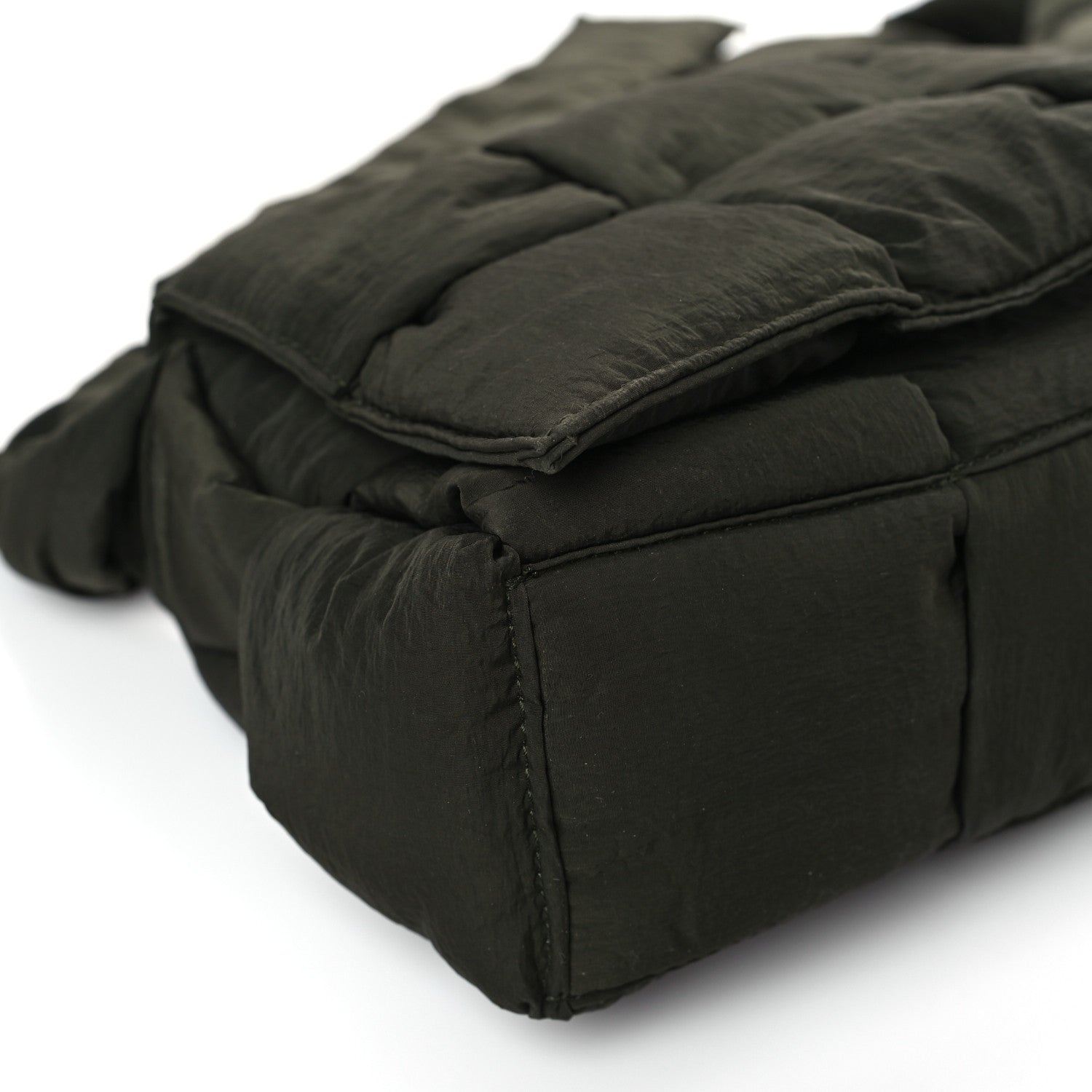 Bottega Veneta Nylon Intrecciato Padded Tech Cassette Bag Camping 9 of 10