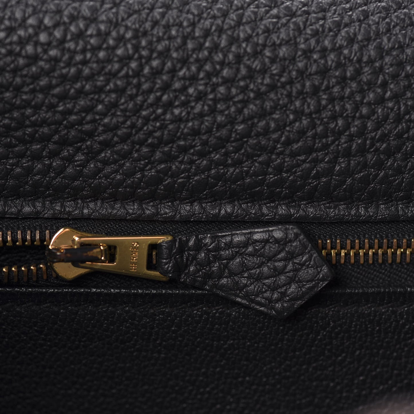 Togo Kelly Retourne 40 Black