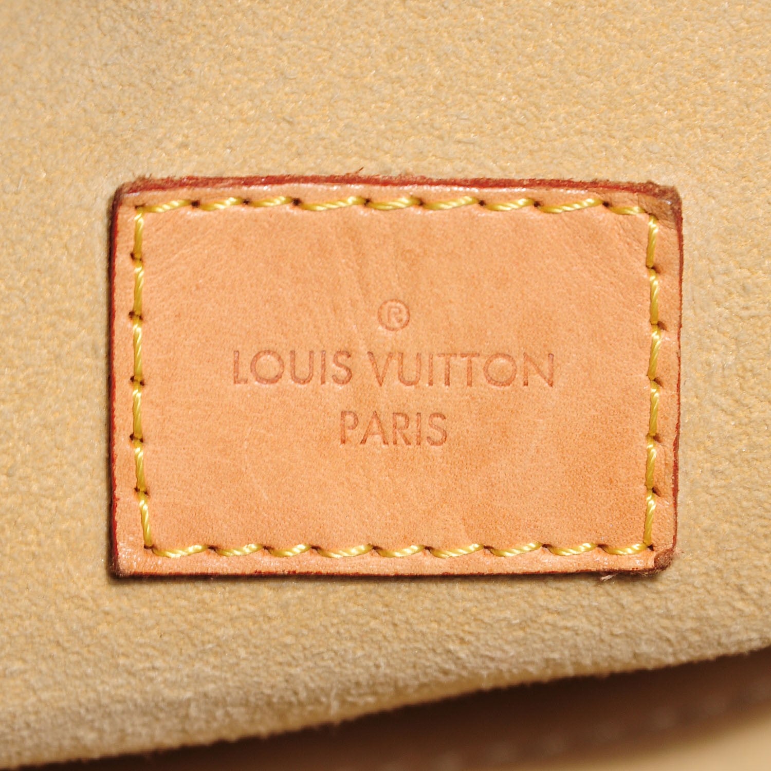 Louis Vuitton Monogram Artsy MM 6 of 8