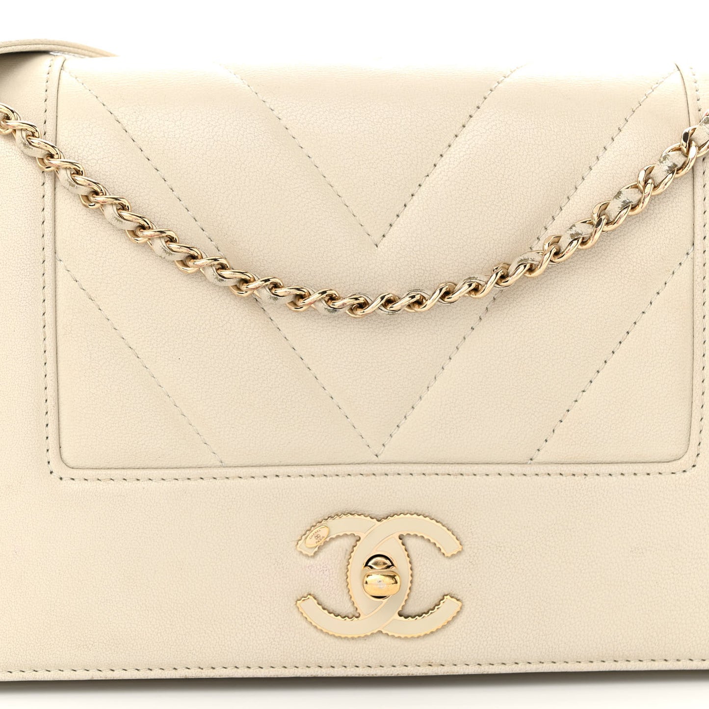 Sheepskin Chevron Quilted Medium Vintage Mademoiselle Flap White