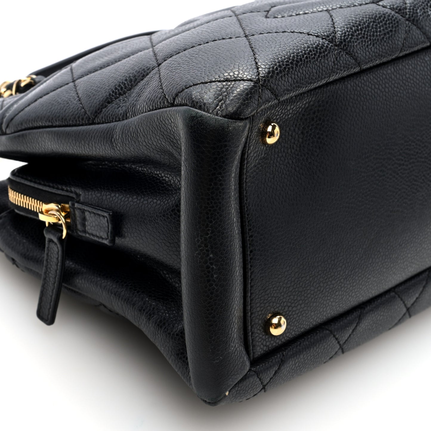 Caviar Quilted CC Timeless Soft Tote Black