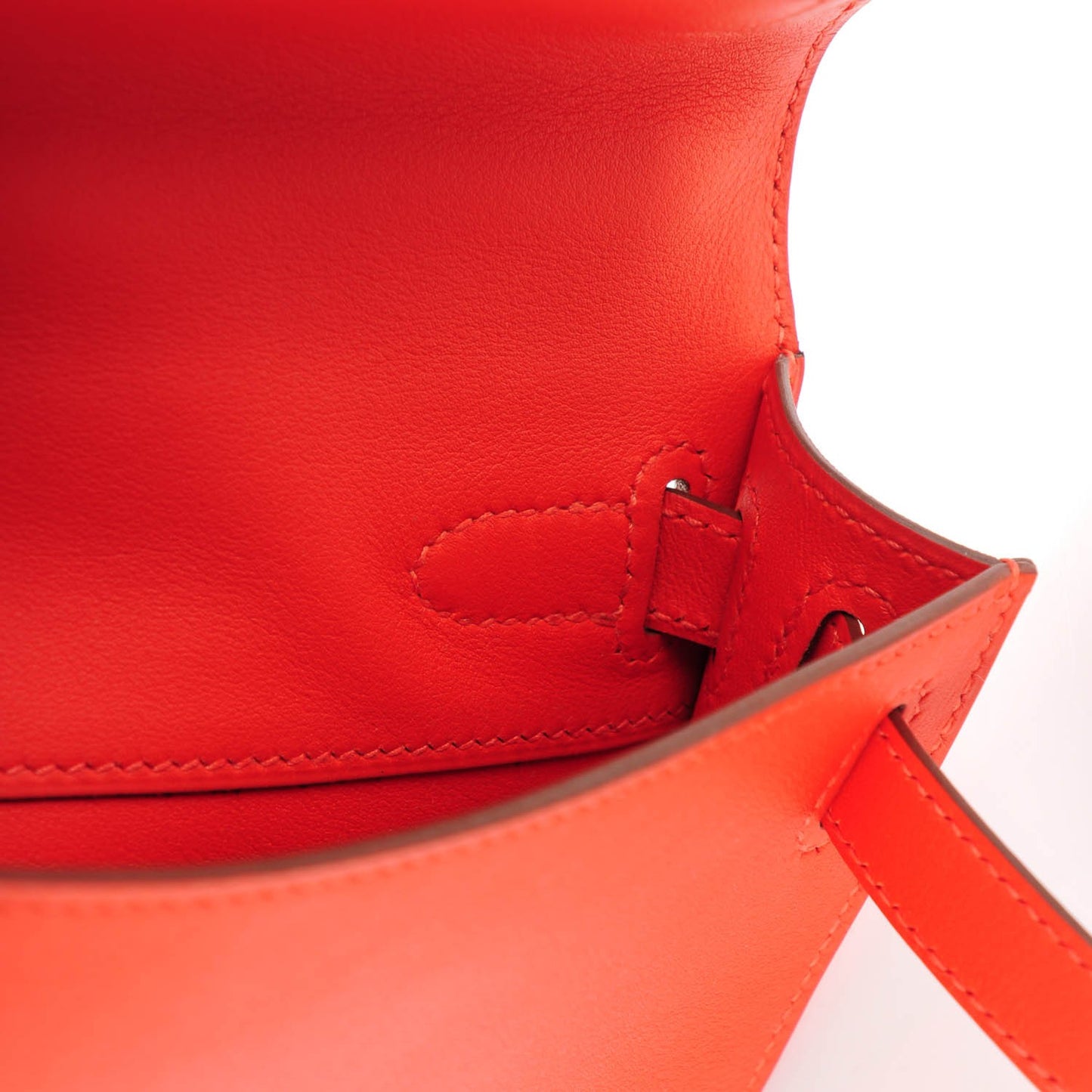 Swift Kelly Cut Clutch Pochette Capucine