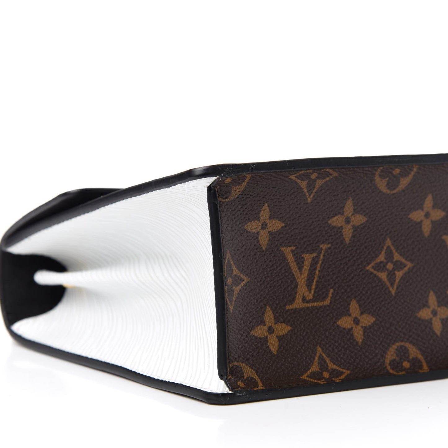 Vernis Epi Monogram Spring Street Black