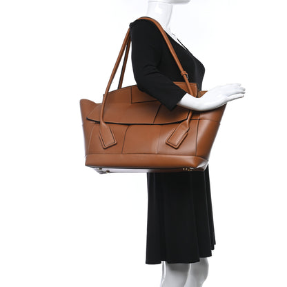Bottega Veneta French Calfskin Maxi Intrecciato Large Arco Wood 2 of 9