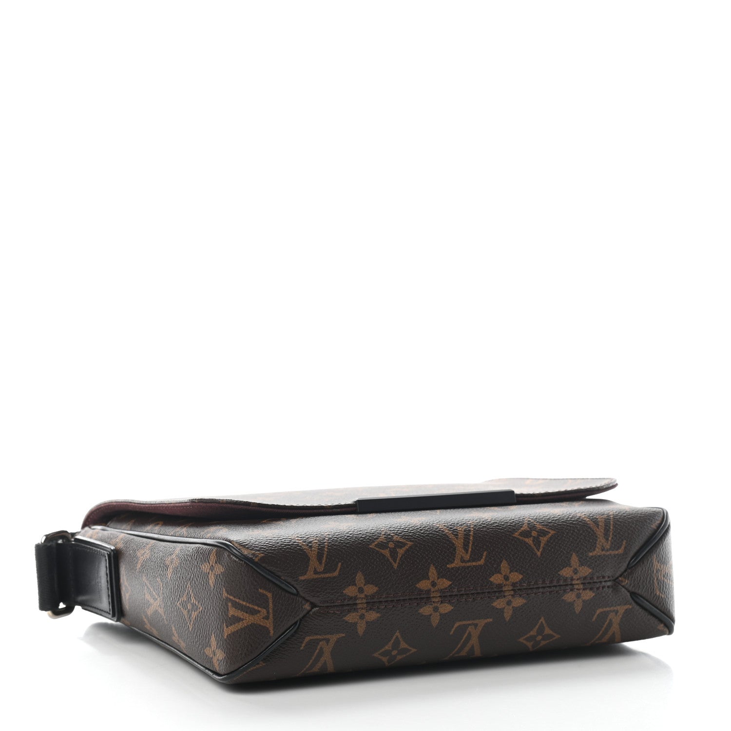 Louis Vuitton Monogram Macassar District PM 4 of 8