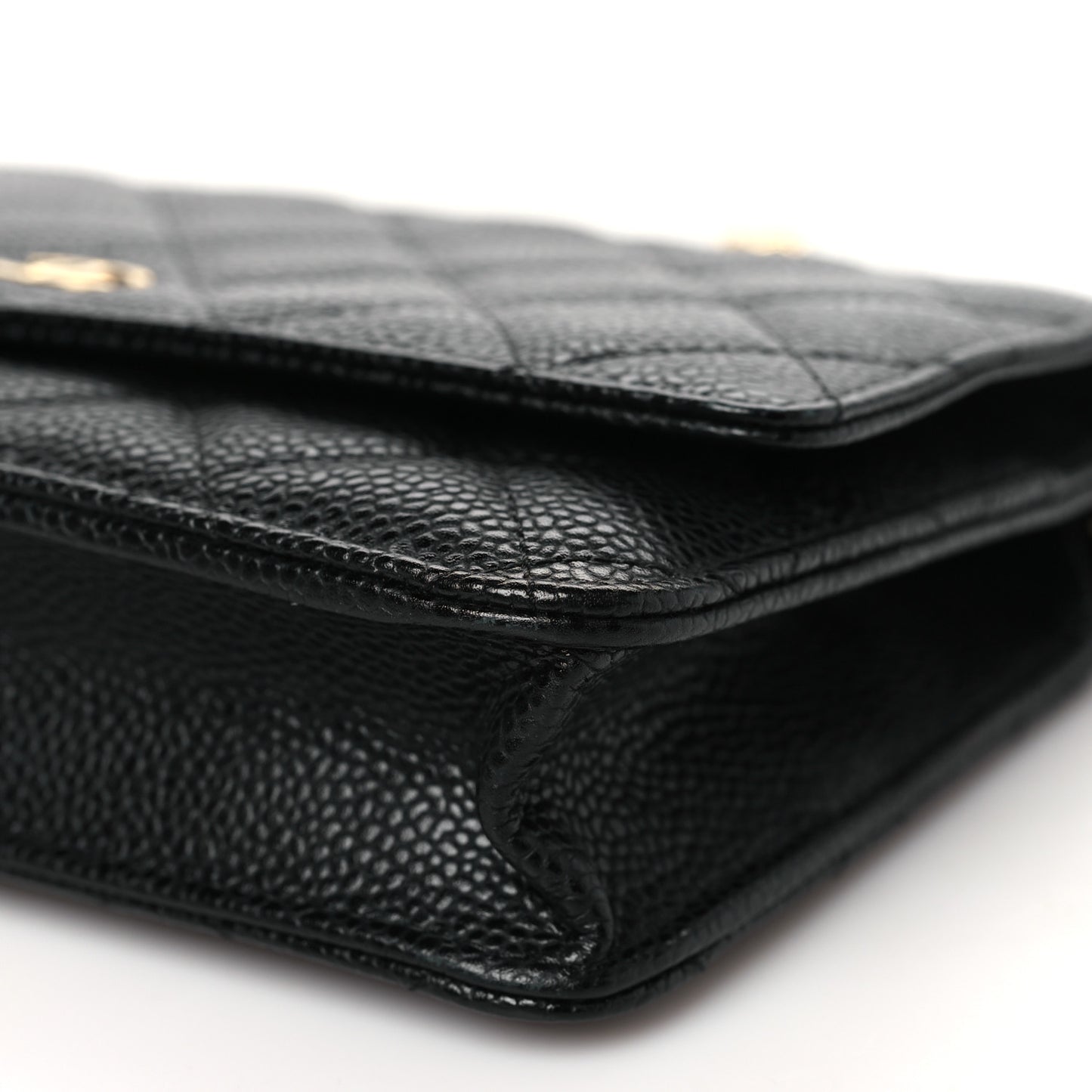 Caviar Quilted Wallet on Chain WOC Black