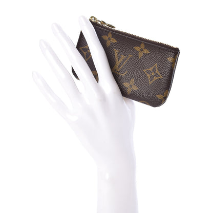 Louis Vuitton Monogram Key Pouch 2 of 6