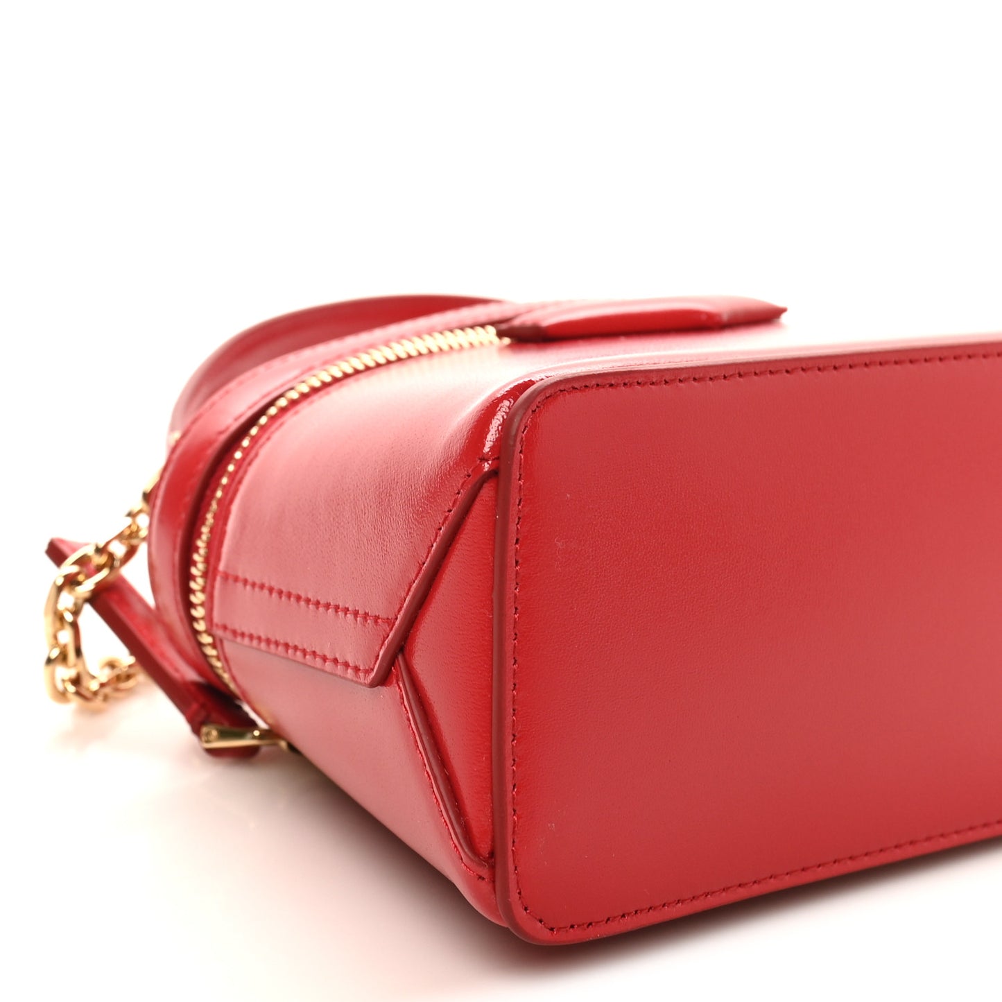 Box Calfskin Antigona Vanity Bag With Chain Vermillon