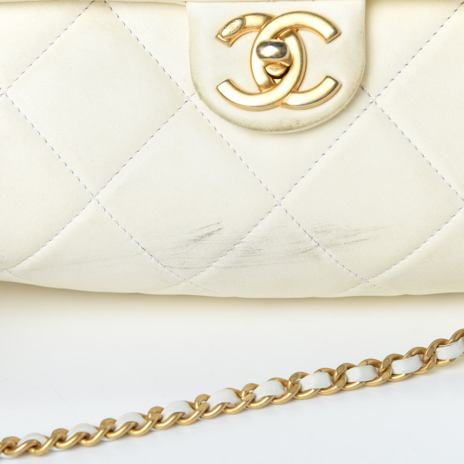 Chanel Lambskin Quilted Large Side-Packs White 28 of 28