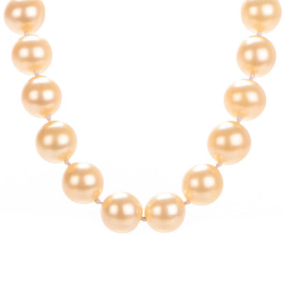 Chanel Pearl Short Necklace Gold 1 of 5