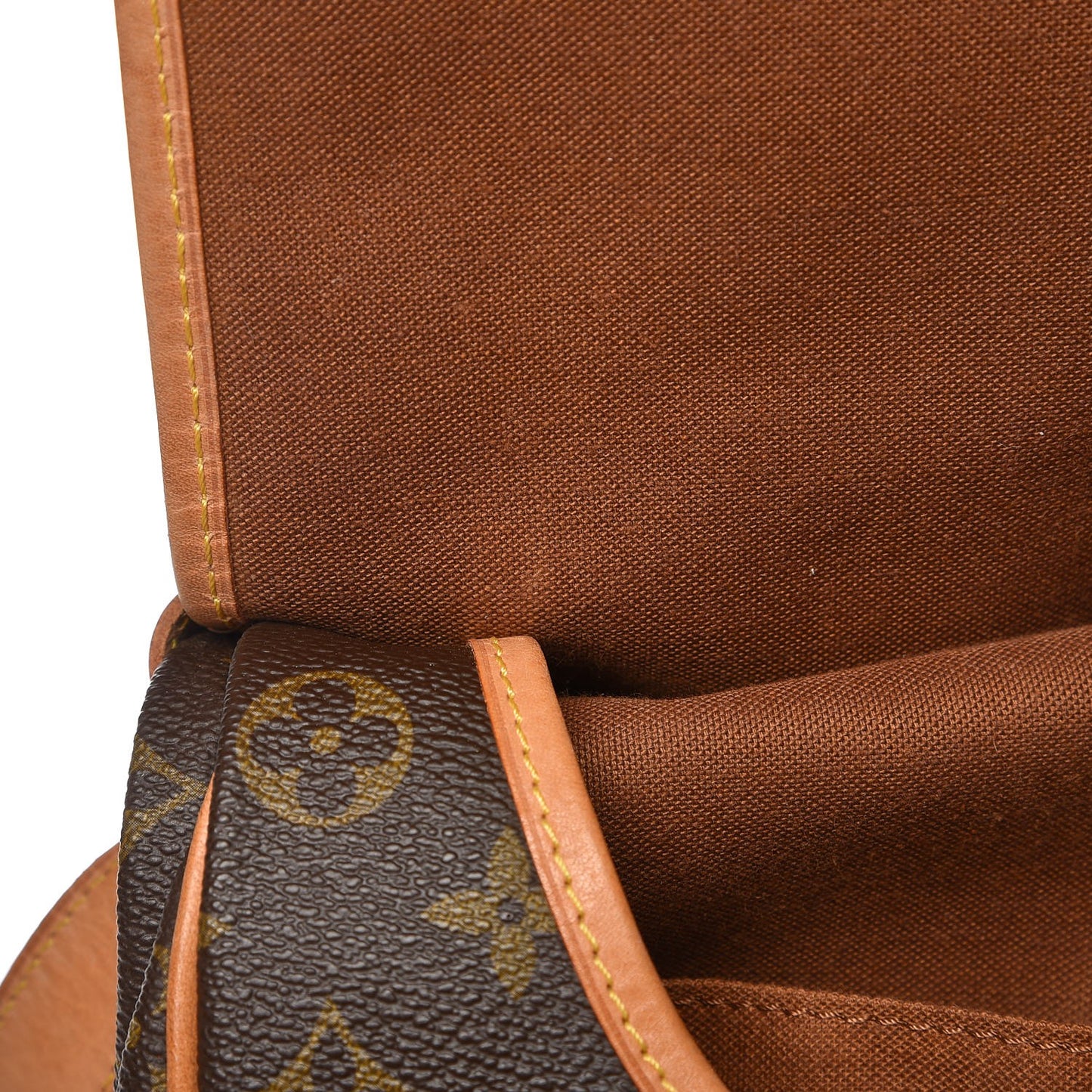 Monogram Saumur 35