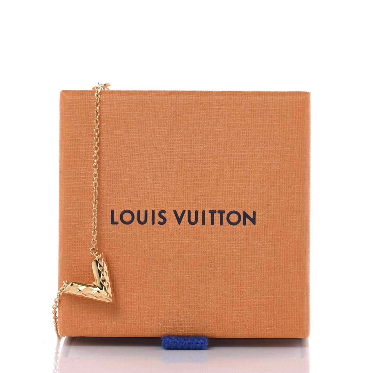 Essential V Guilloche Necklace Gold