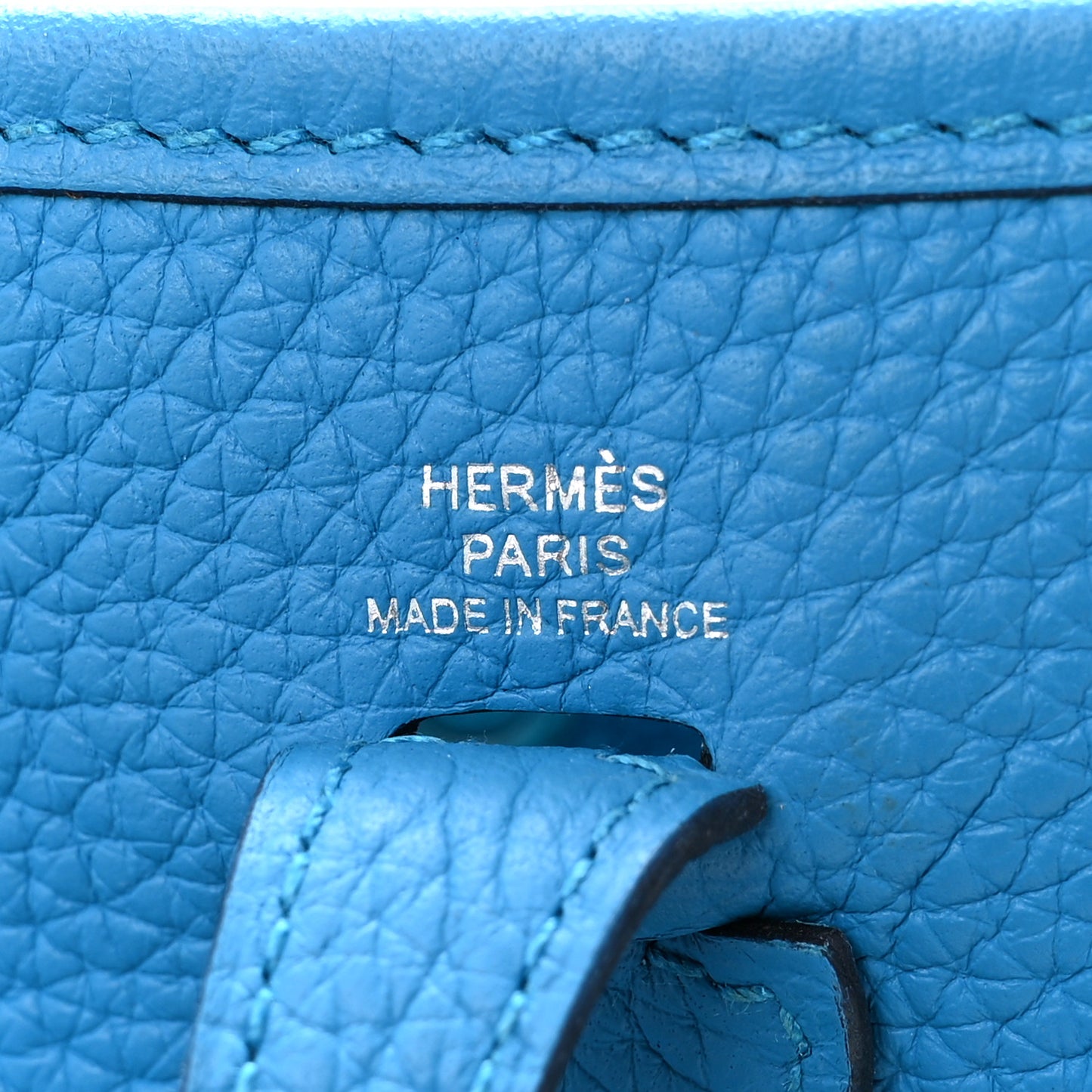 Taurillon Clemence Evelyne TPM Bleu Zanzibar