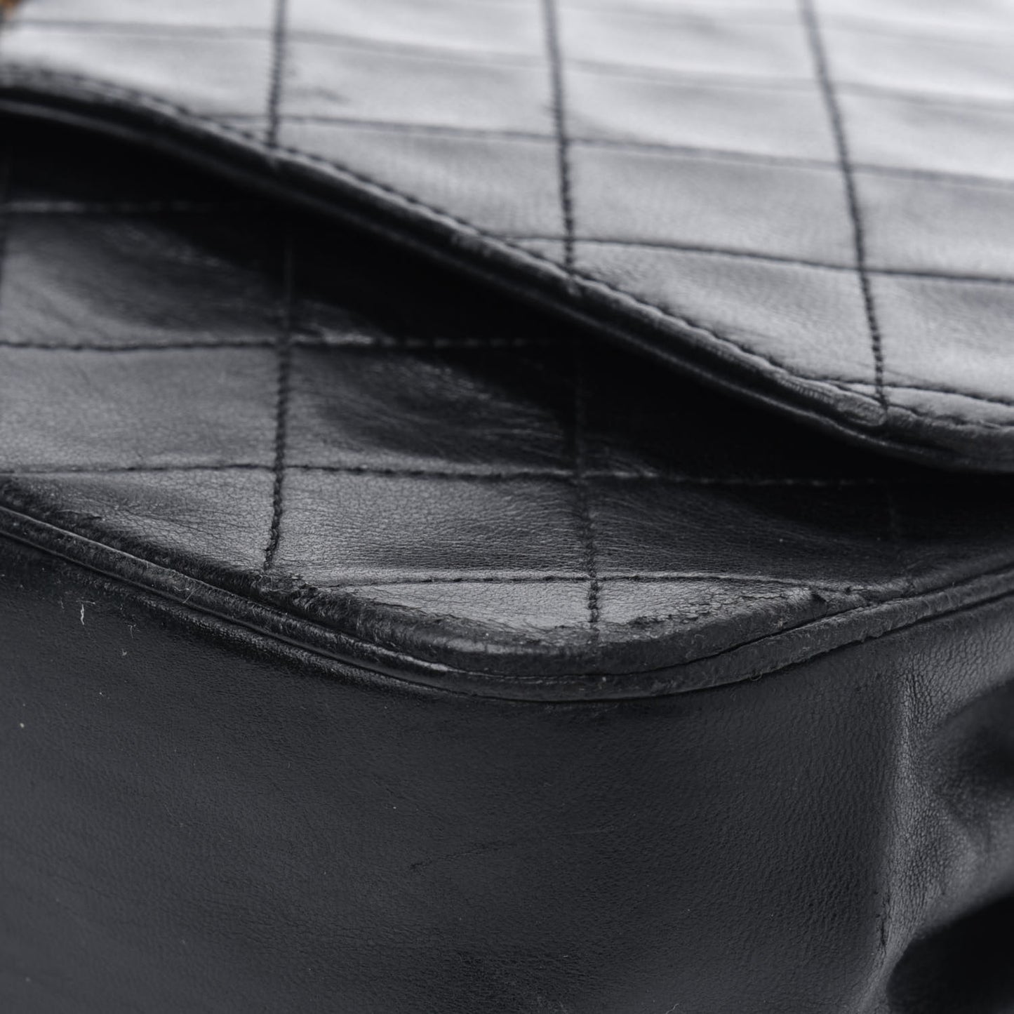 Lambskin Quilted Medium Single Flap Black