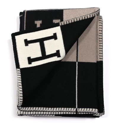 Hermes Wool Cashmere Avalon III Blanket Ecru Black 2 of 3