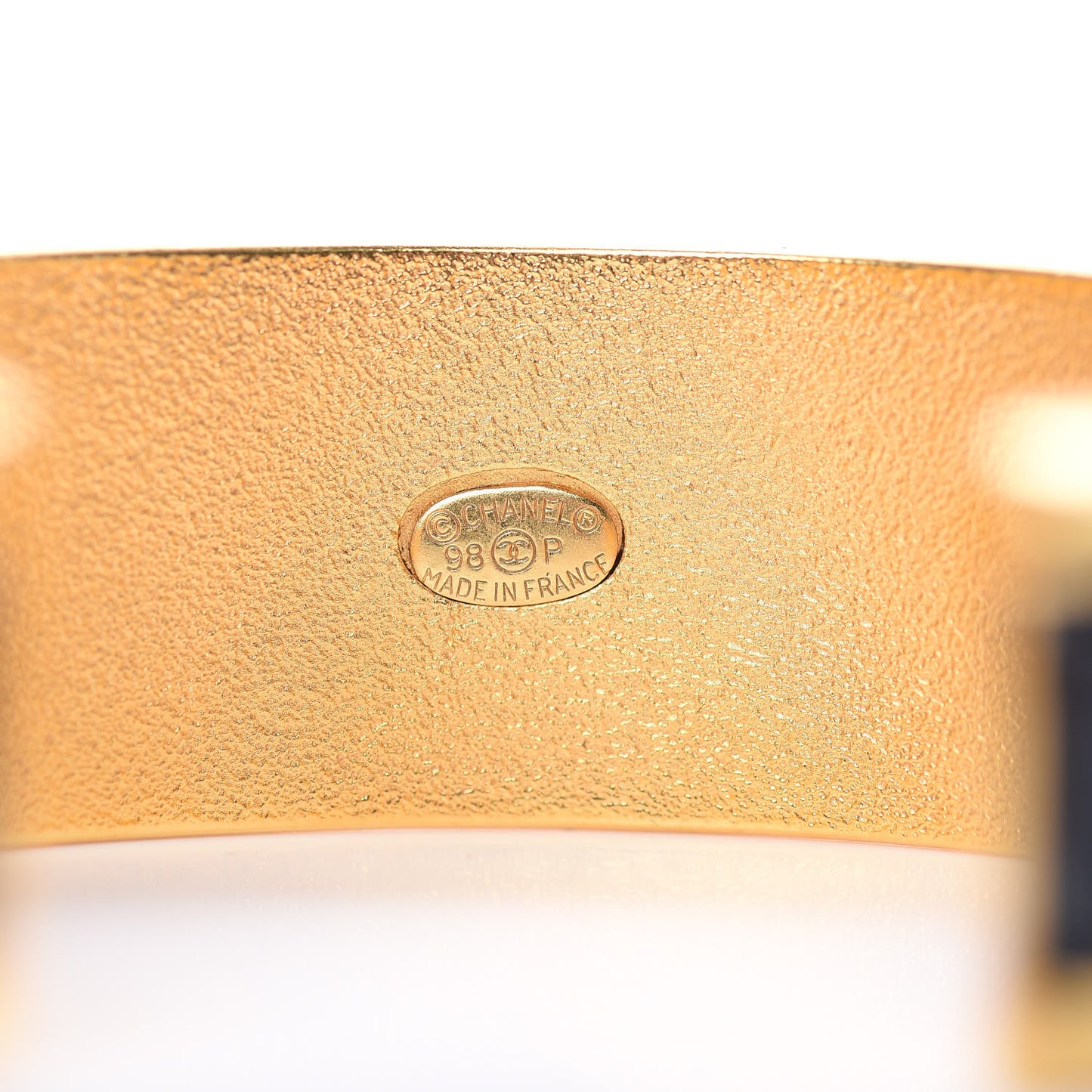 Resin CC Cuff Black White Gold